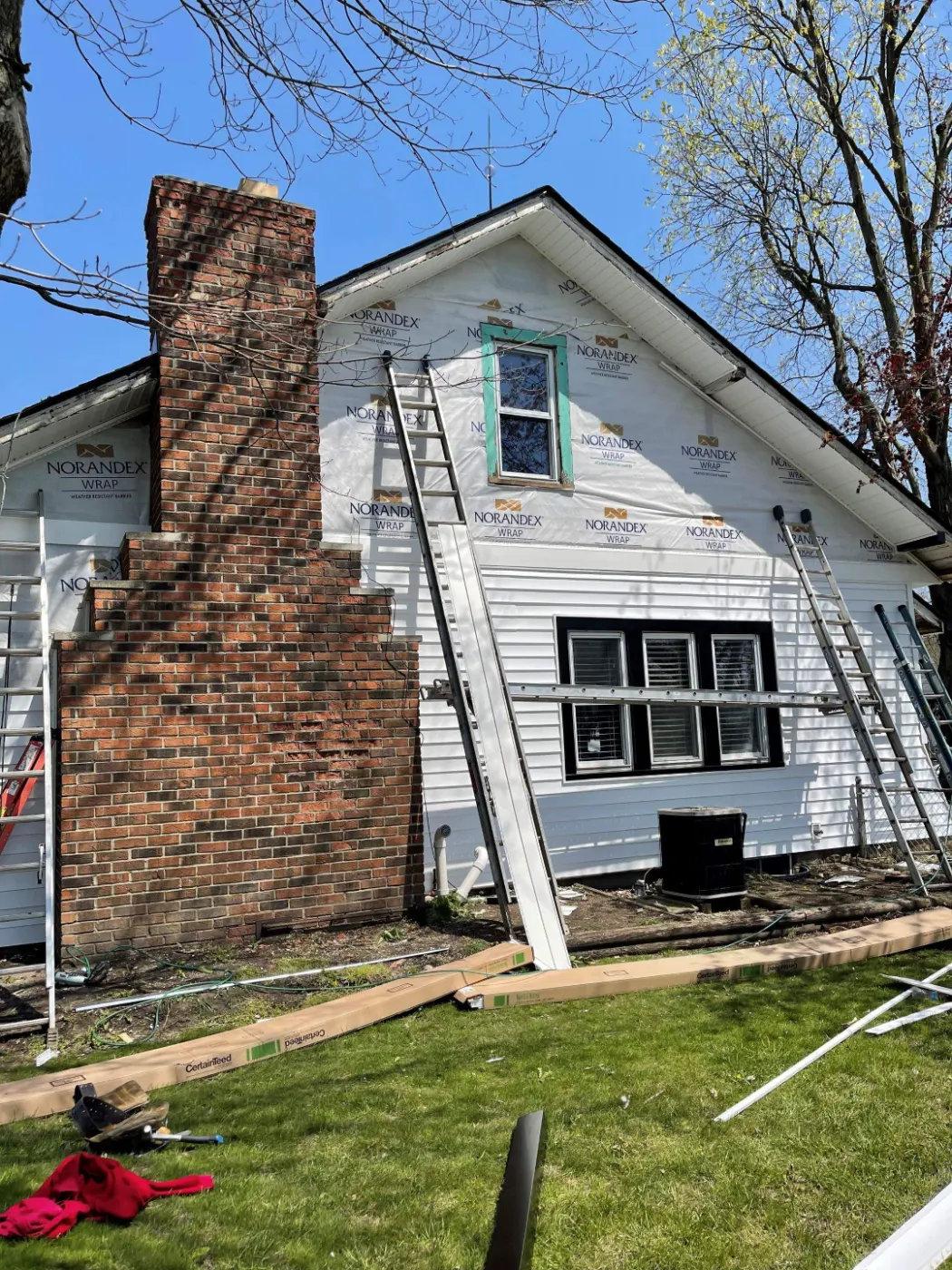 Vinyl siding replacement completed in Woodshire